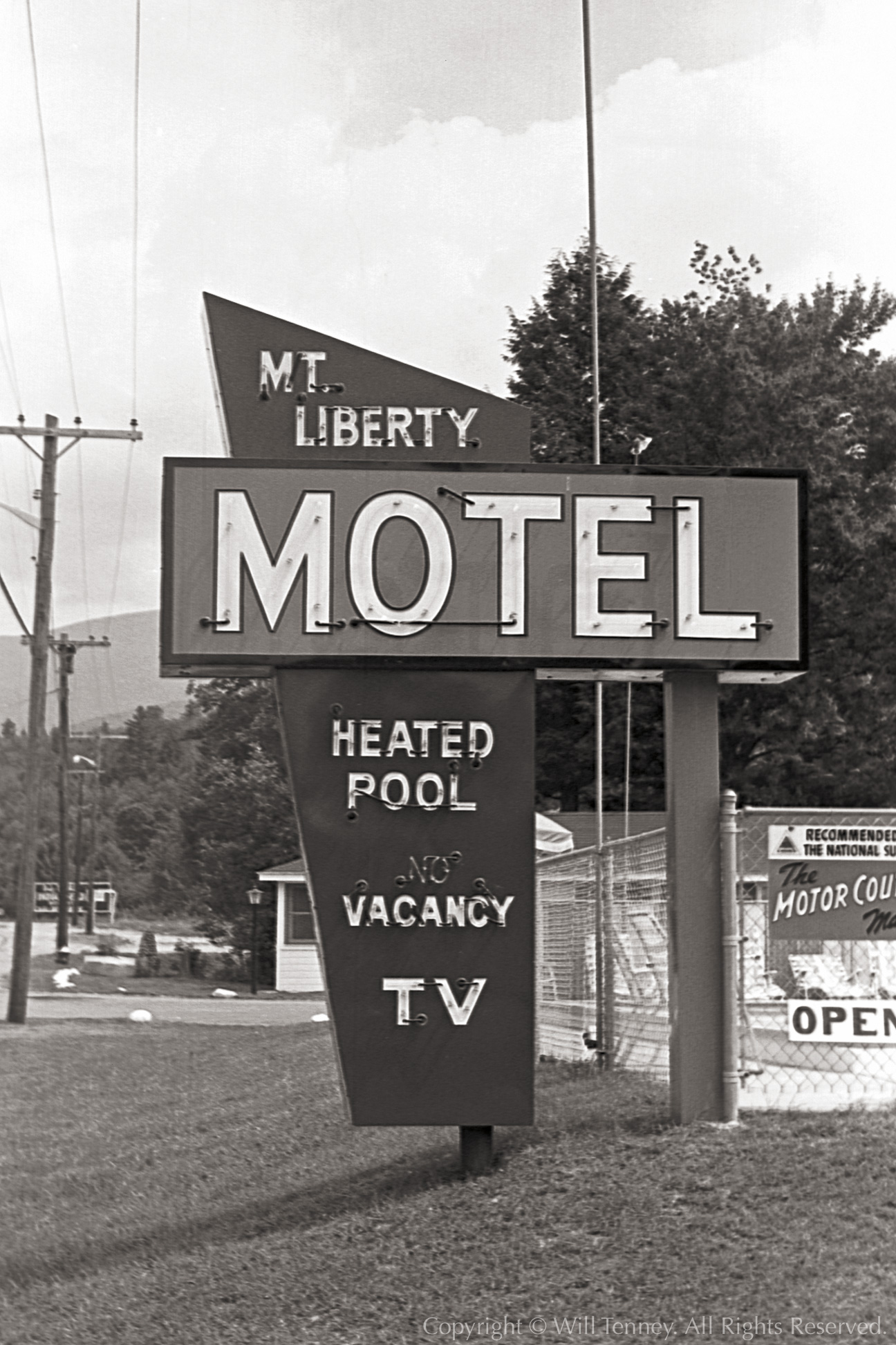 Mt. Liberty Motel: Photograph by Will Tenney